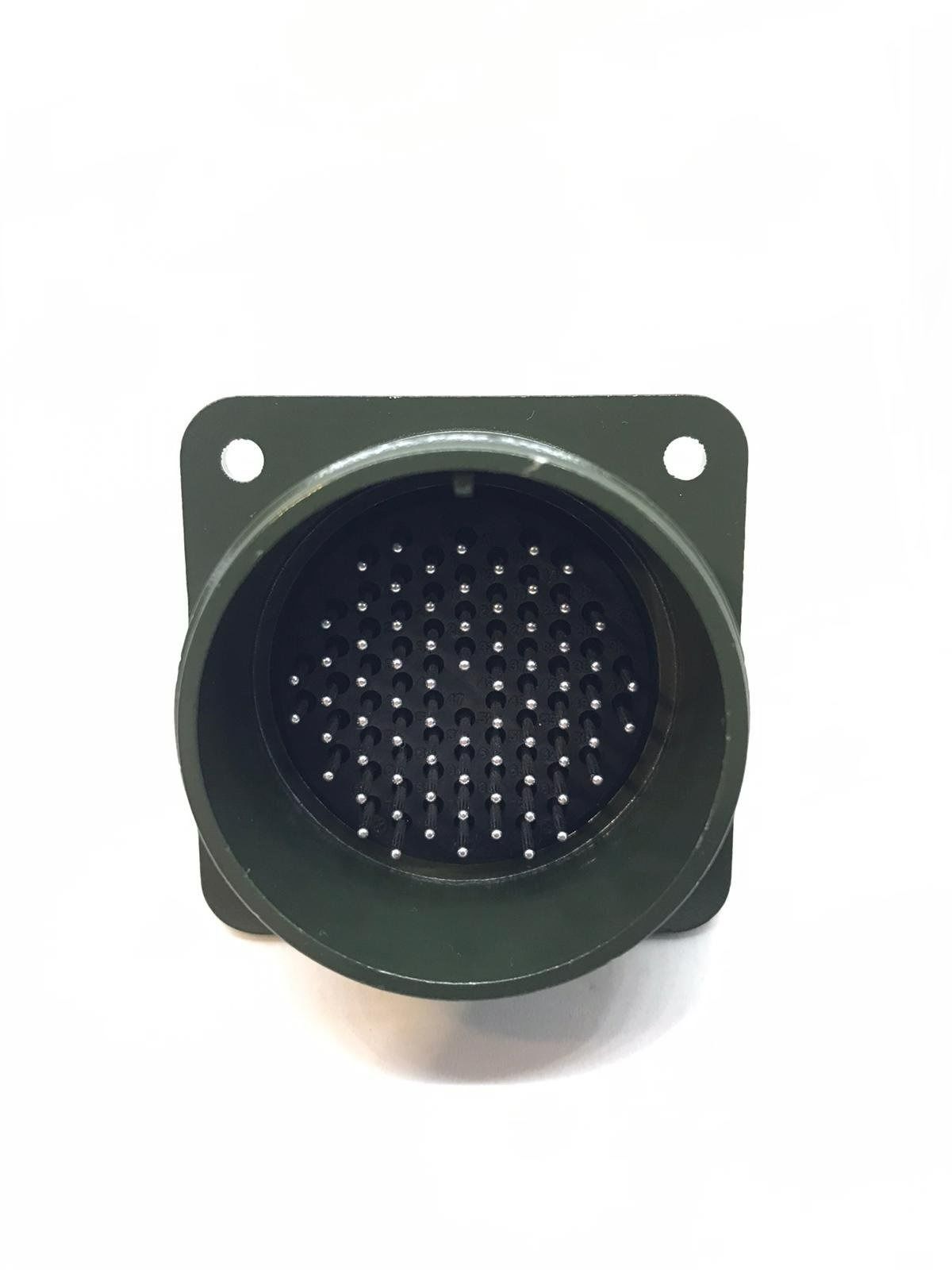 CA3106-28-72P 72 Pinli Erkek Askeri Konnektör