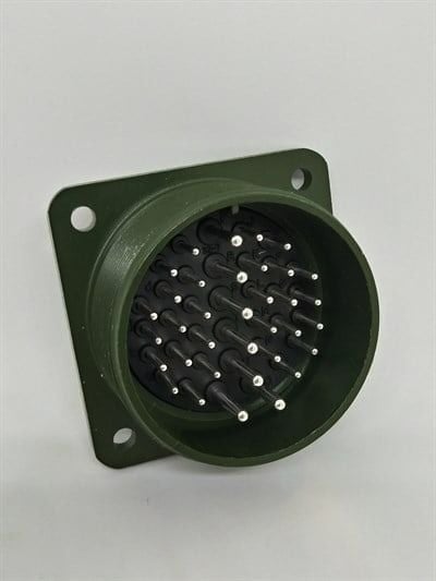 CA3106-32-7P 35 Pinli Erkek Askeri Konnektör